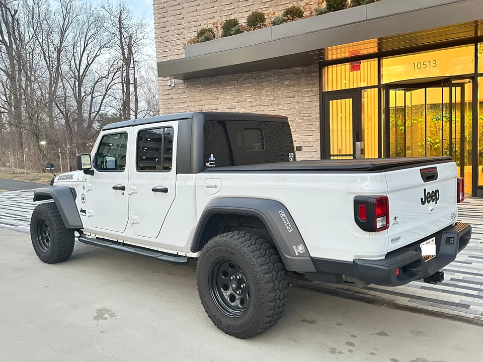 2020 Jeep JT Gladiator - Image 14 of 31