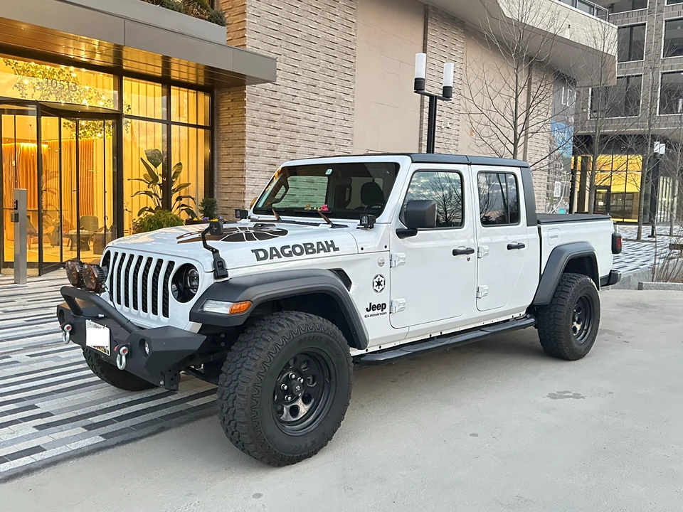 2020 Jeep JT Gladiator - Image 11 of 31