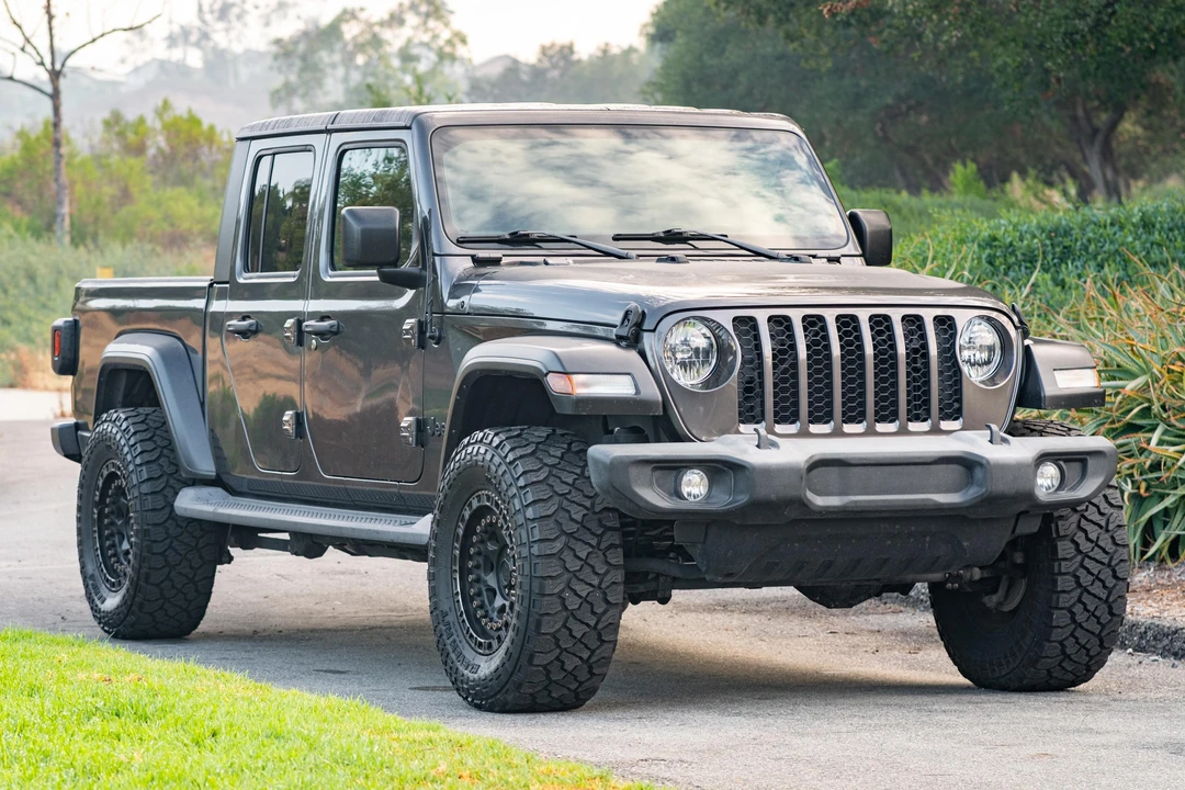 2020 Jeep JT Gladiator - Image 1 of 31