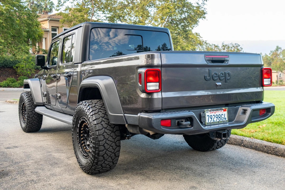 2020 Jeep JT Gladiator - Image 4 of 31