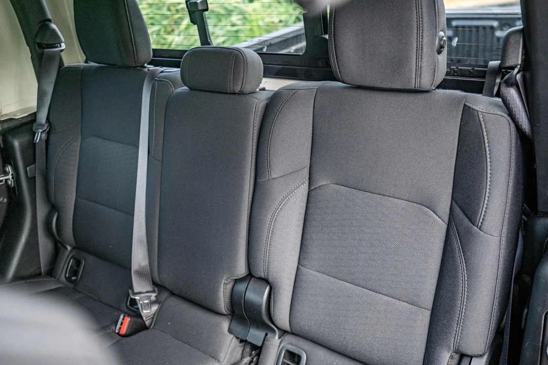 2020 Jeep JT Gladiator - Image 25 of 31