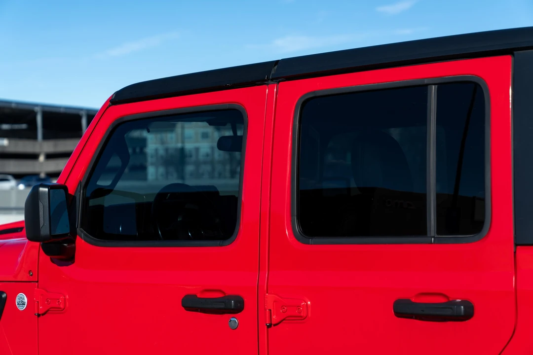 2020 Jeep JT Gladiator - Image 16 of 31