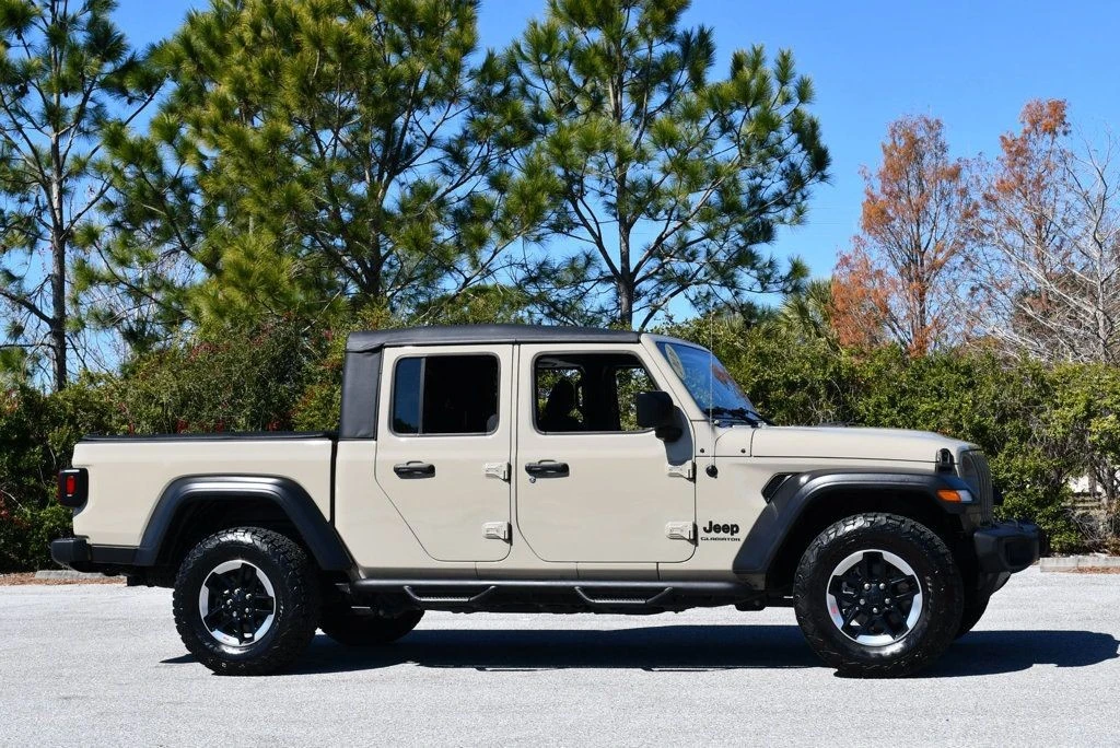2020 Jeep JT Gladiator - Image 8 of 12
