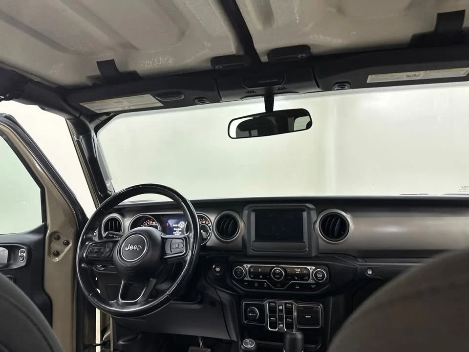 2020 Jeep JT Gladiator - Image 13 of 19