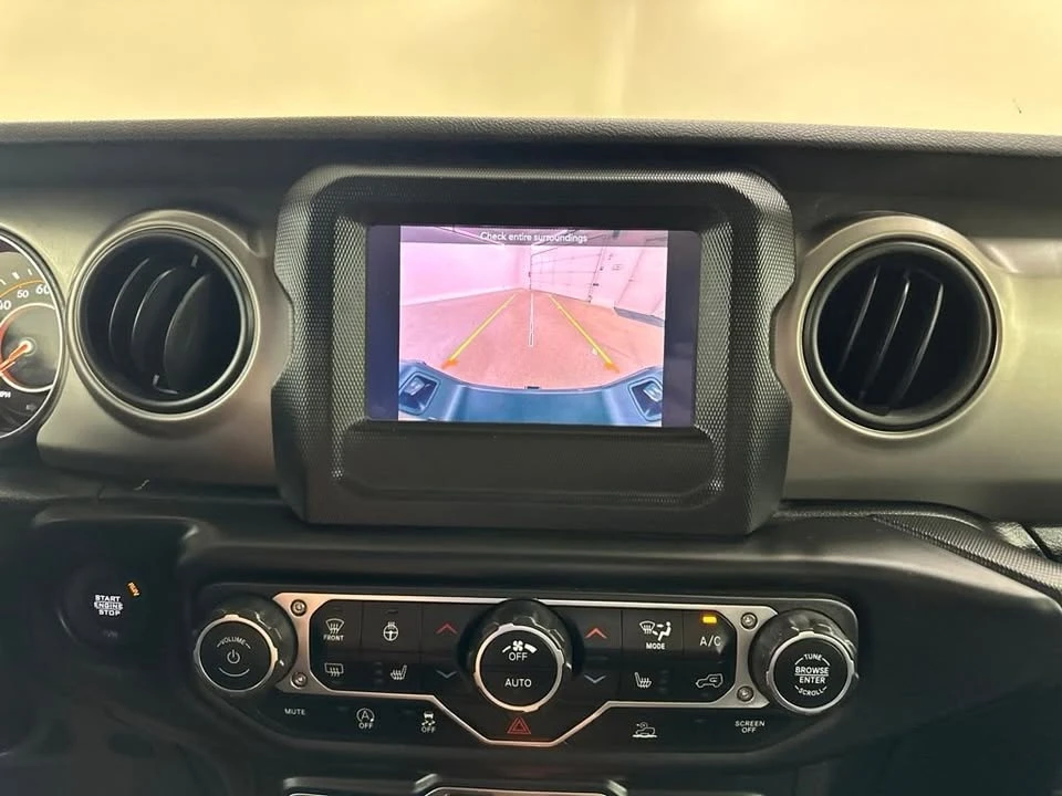2020 Jeep JT Gladiator - Image 18 of 19