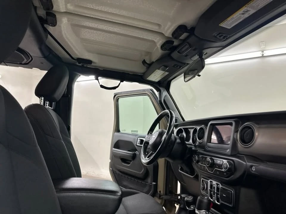 2020 Jeep JT Gladiator - Image 11 of 19