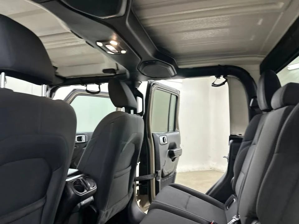 2020 Jeep JT Gladiator - Image 12 of 20