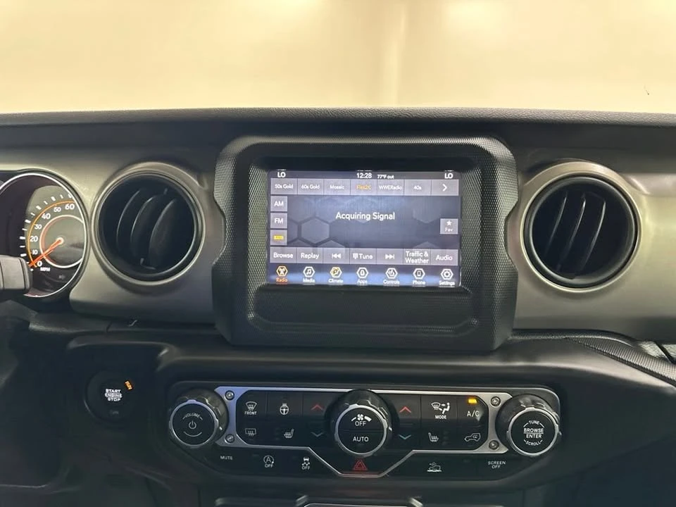 2020 Jeep JT Gladiator - Image 17 of 20
