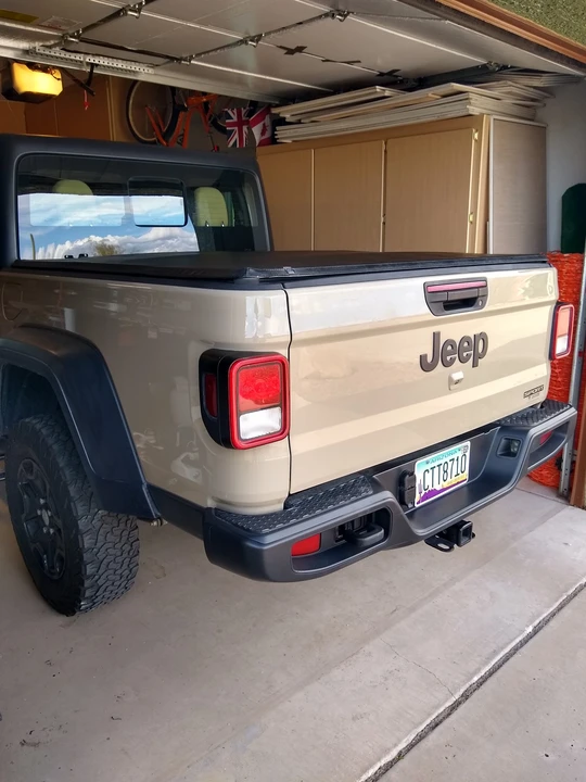 2020 Jeep JT Gladiator - Image 19 of 31