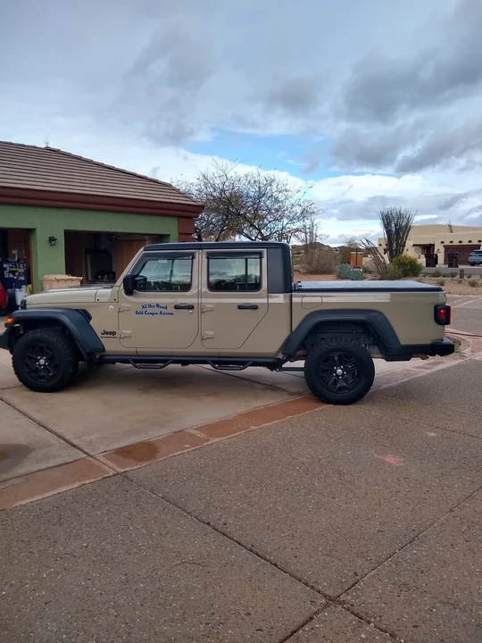 2020 Jeep JT Gladiator - Image 16 of 31