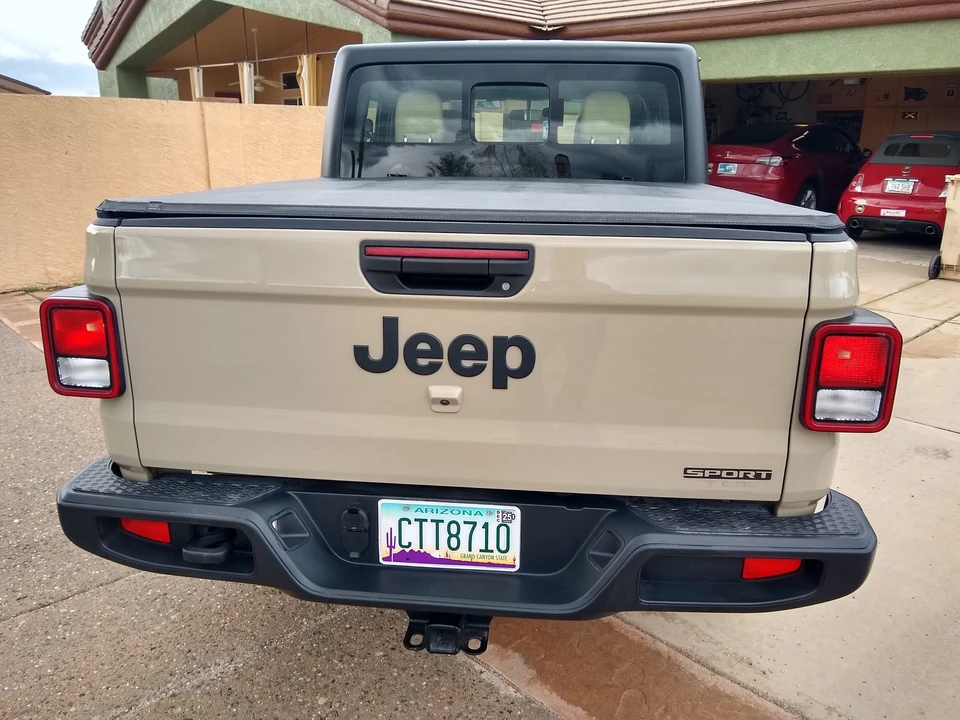 2020 Jeep JT Gladiator - Image 13 of 31
