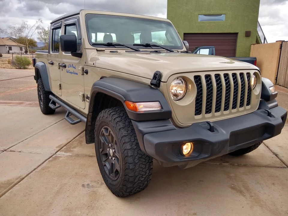 2020 Jeep JT Gladiator - Image 8 of 31