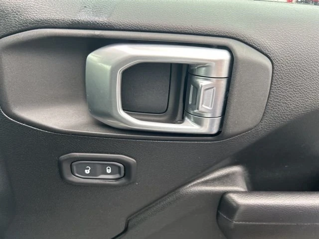 2020 Jeep JT Gladiator - Image 18 of 19