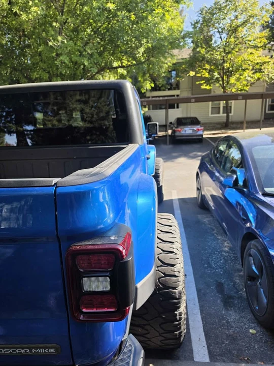 2020 Jeep JT Gladiator - Image 4 of 5