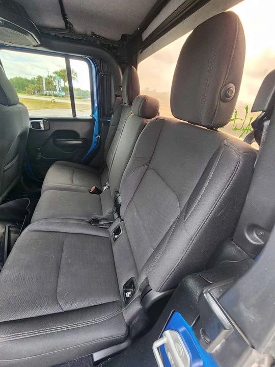2020 Jeep JT Gladiator - Image 11 of 20