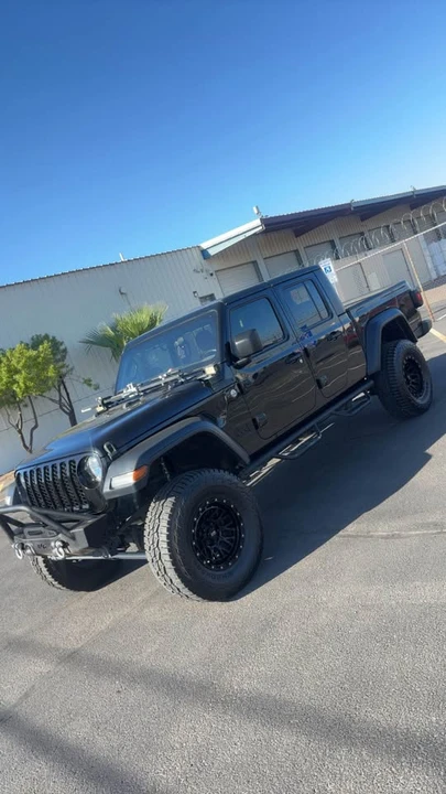 2020 Jeep JT Gladiator - Image 3 of 10