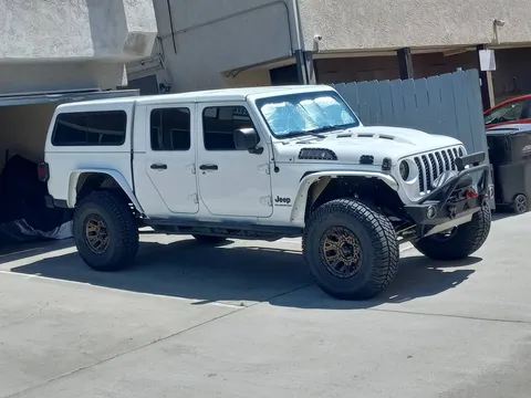 2020 Jeep Gladiator Sport