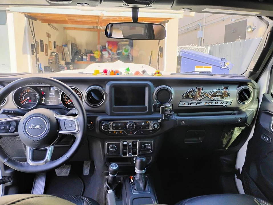 2020 Jeep JT Gladiator - Image 13 of 22