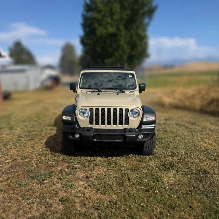 2020 Jeep JT Gladiator - Image 2 of 20