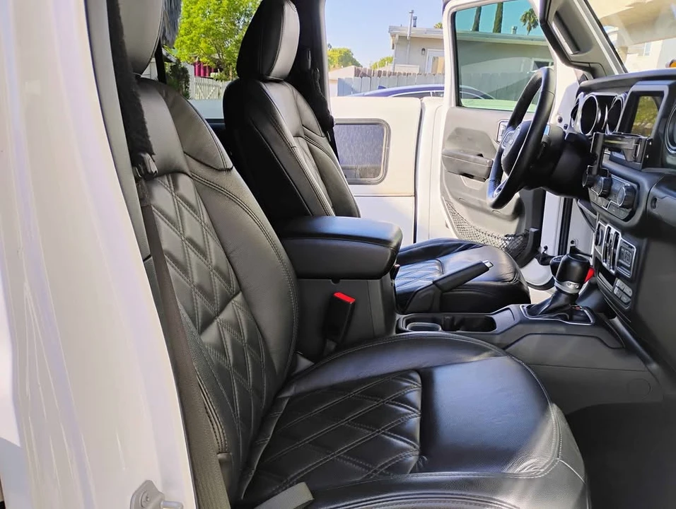 2020 Jeep JT Gladiator - Image 18 of 20