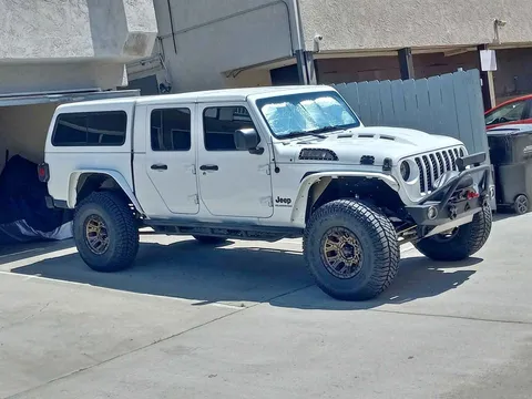 2020 Jeep Gladiator Sport
