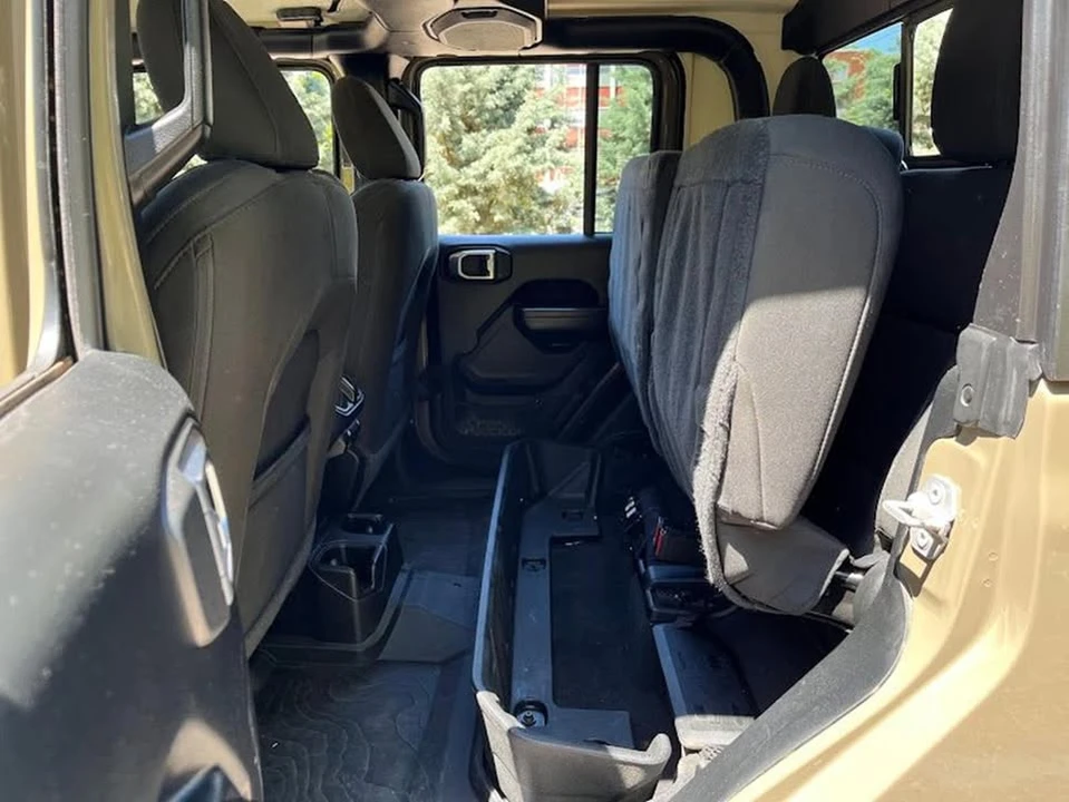 2020 Jeep JT Gladiator - Image 18 of 20