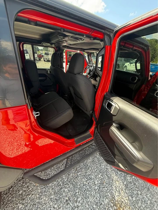 2020 Jeep JT Gladiator - Image 8 of 11