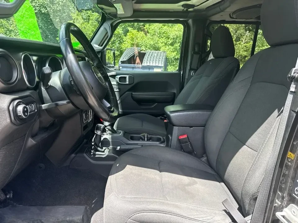 2020 Jeep JT Gladiator - Image 9 of 12