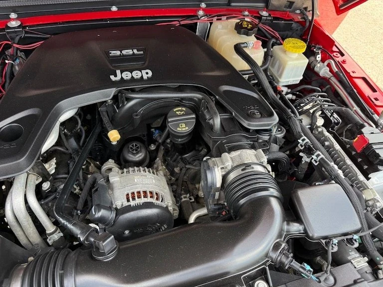 2020 Jeep JT Gladiator - Image 17 of 18