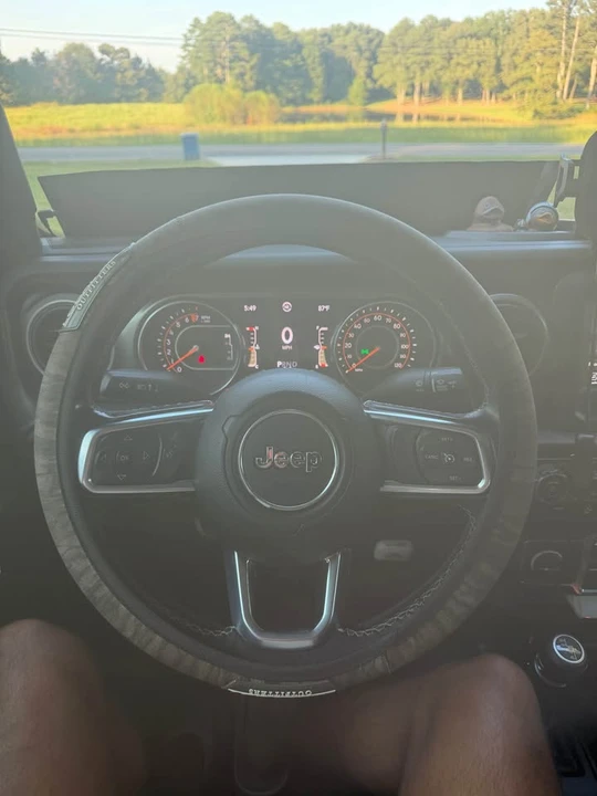 2020 Jeep JT Gladiator - Image 15 of 20