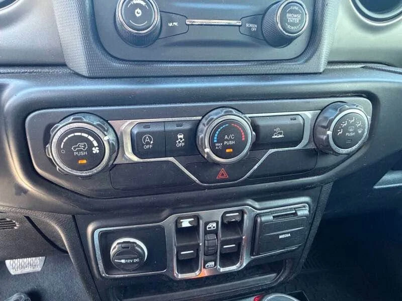 2020 Jeep JT Gladiator - Image 11 of 15