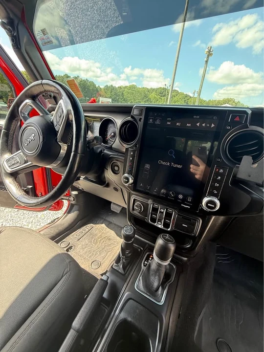 2020 Jeep JT Gladiator - Image 10 of 11