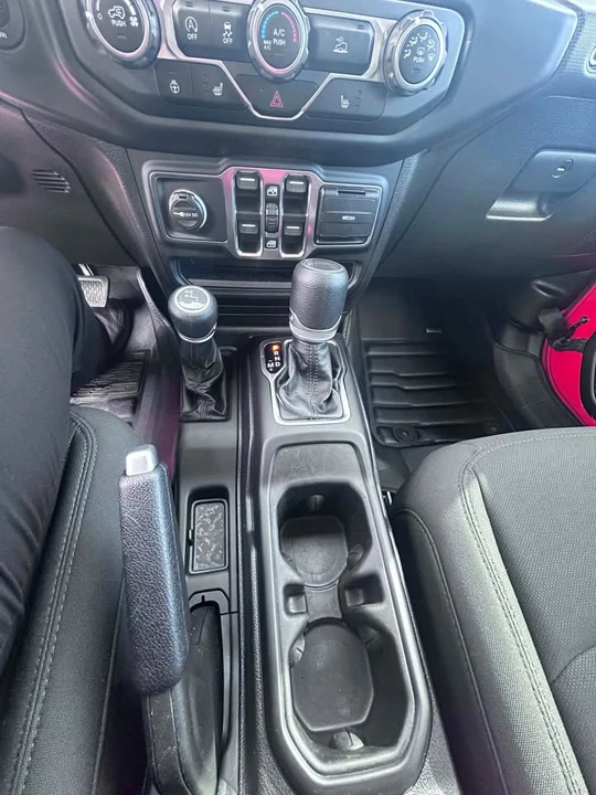 2020 Jeep JT Gladiator - Image 10 of 17