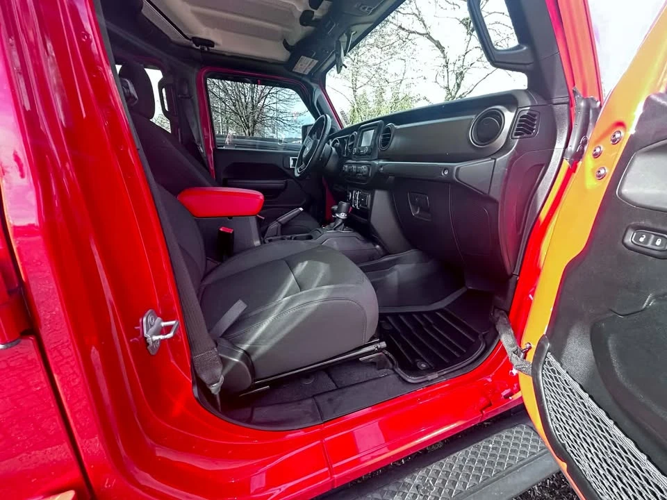 2020 Jeep JT Gladiator - Image 12 of 17