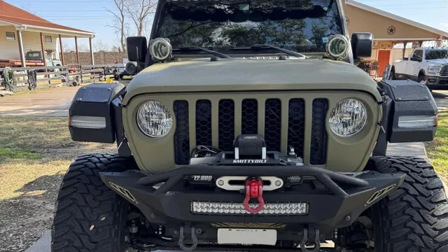 2020 Jeep JT Gladiator - Image 2 of 9
