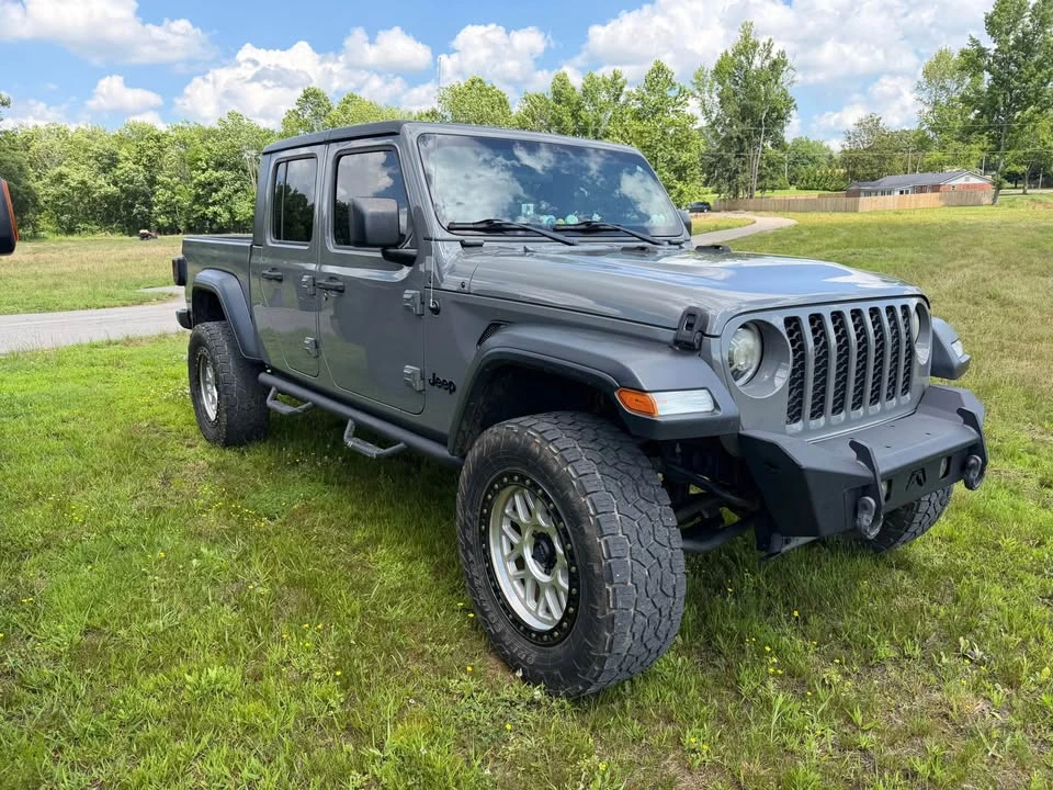 2020 Jeep JT Gladiator - Image 2 of 8