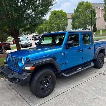 2020 Jeep Gladiator Sport Pickup 4D 5 ft
