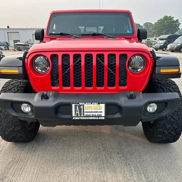 2020 Jeep Gladiator Sport Pickup 4D 5 ft