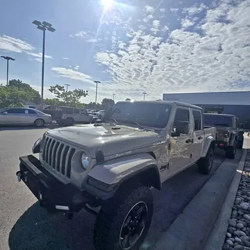 2020 Jeep Gladiator Sport Pickup 4D 5 ft