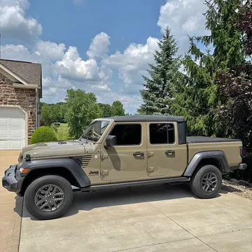 2020 Jeep Gladiator Sport