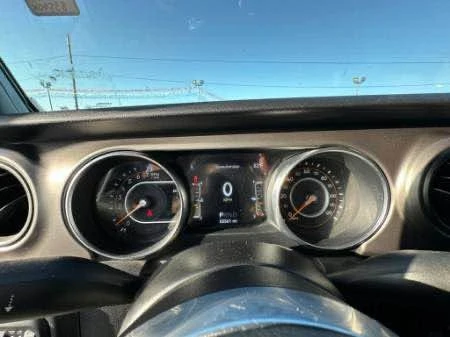 2020 Jeep JT Gladiator - Image 10 of 11