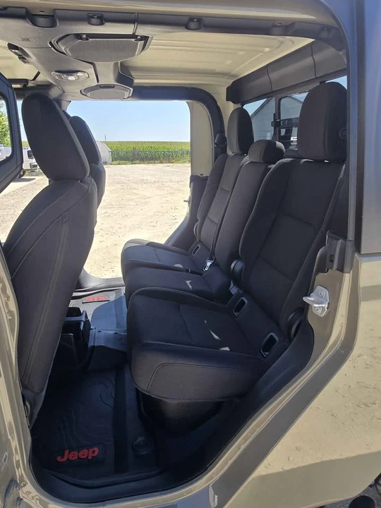 2020 Jeep JT Gladiator - Image 10 of 20