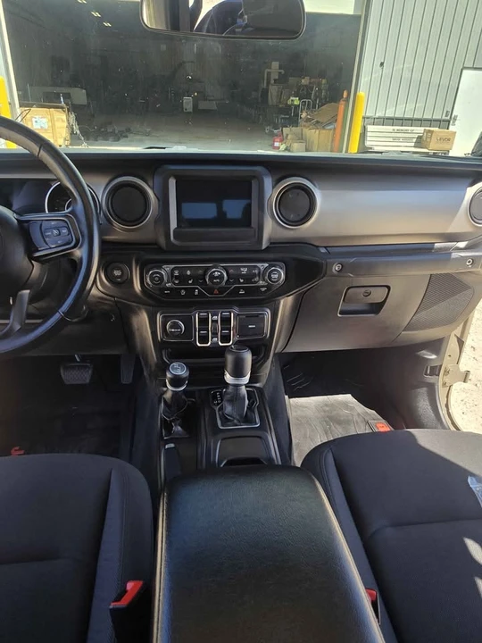 2020 Jeep JT Gladiator - Image 12 of 20