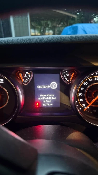 2020 Jeep JT Gladiator - Image 8 of 12