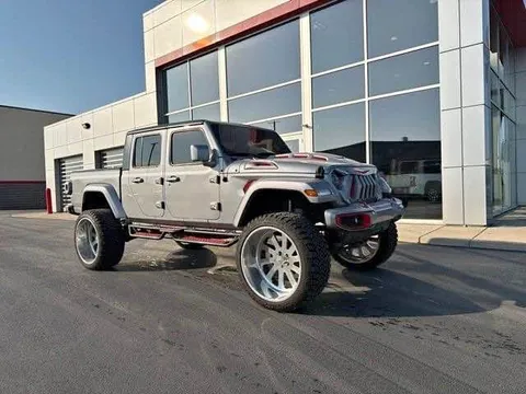 2020 Jeep Gladiator Sport Pickup 4D 5 ft