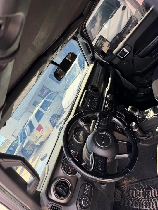 2020 Jeep JT Gladiator - Image 6 of 9