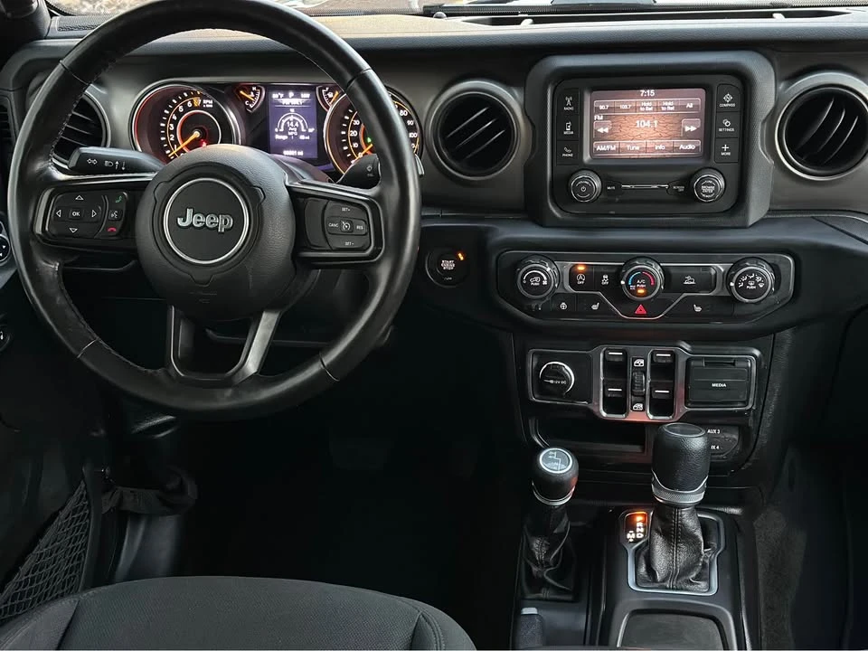 2020 Jeep JT Gladiator - Image 18 of 20