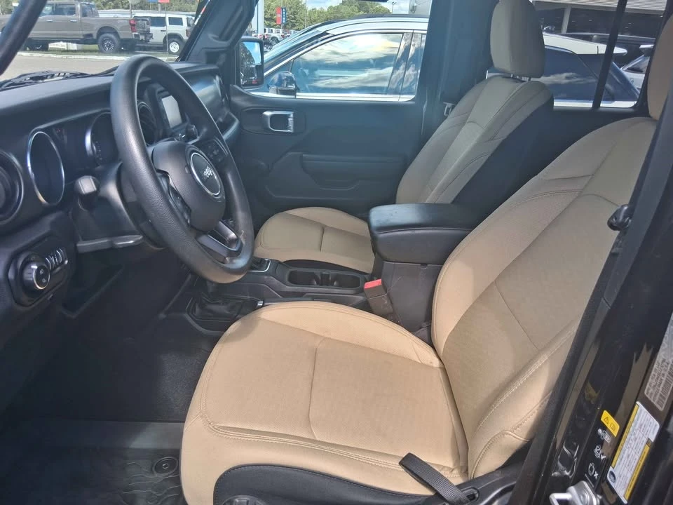 2020 Jeep JT Gladiator - Image 9 of 14