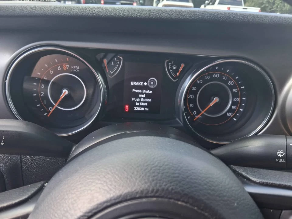 2020 Jeep JT Gladiator - Image 11 of 14