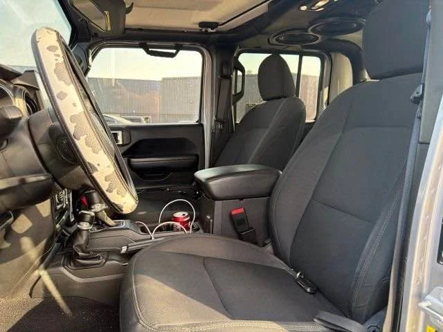2020 Jeep JT Gladiator - Image 9 of 13